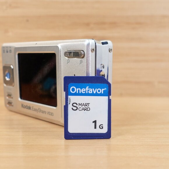 Kodak EasyShare V530 / 5MP Stylish Digital Camera / Compact / Tested & Working - Picture 12 of 12